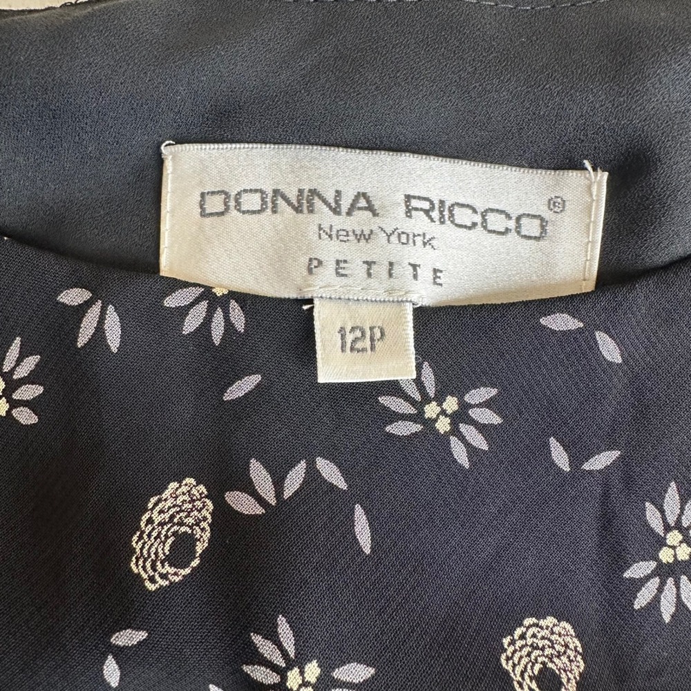 Donna Ricco Petite Size 12P Navy Floral Midi Dress Sleeveless Ruffle Hem - Picture 7 of 15